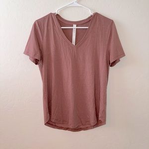 Lululemon Tee